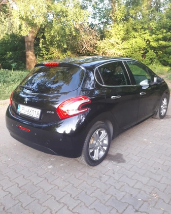 Peugeot 208 cena 31900 przebieg: 46000, rok produkcji 2014 z Puławy małe 37